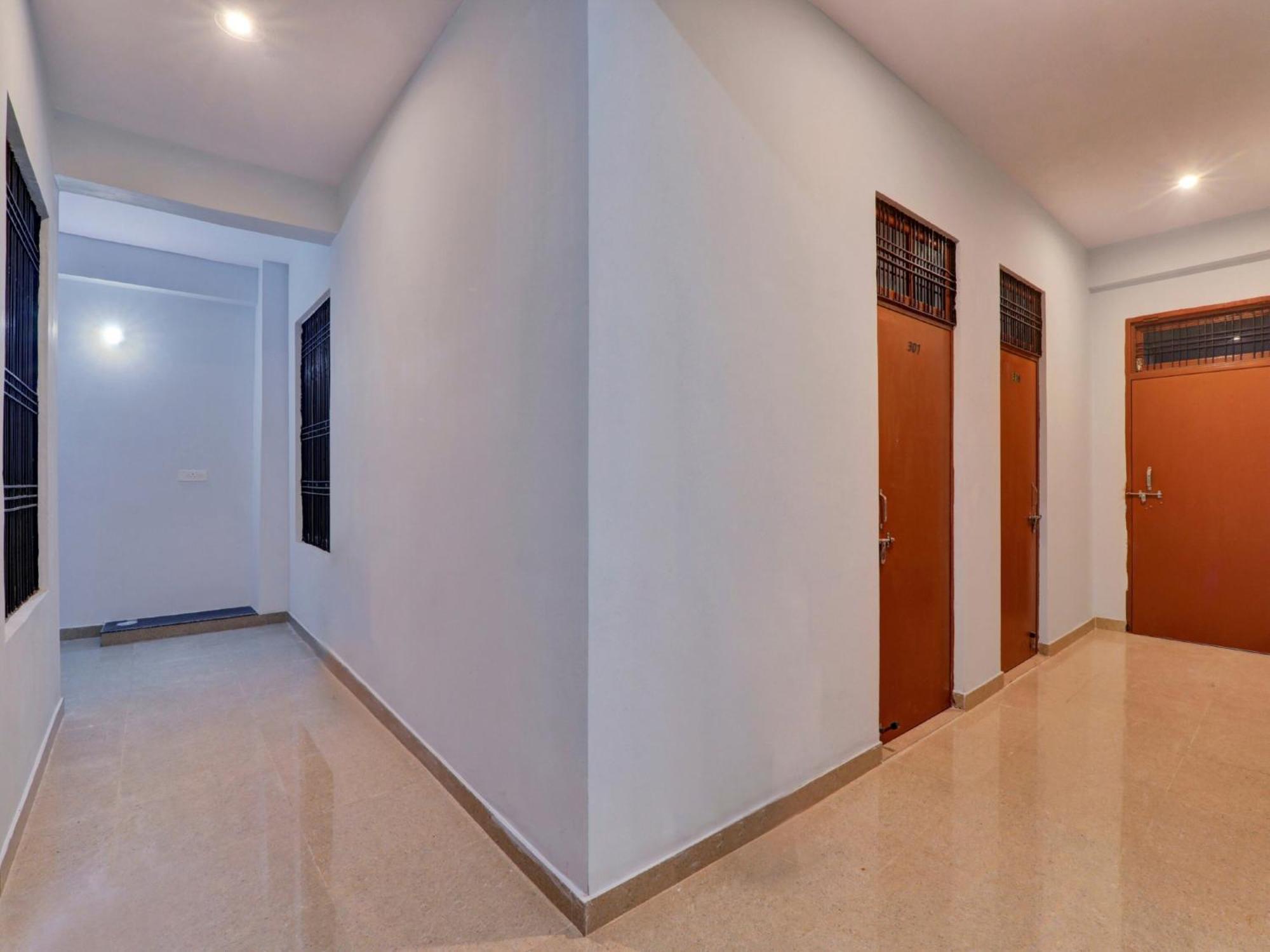 Hotel O Aradhya Galaxy Bhauli Екстер'єр фото