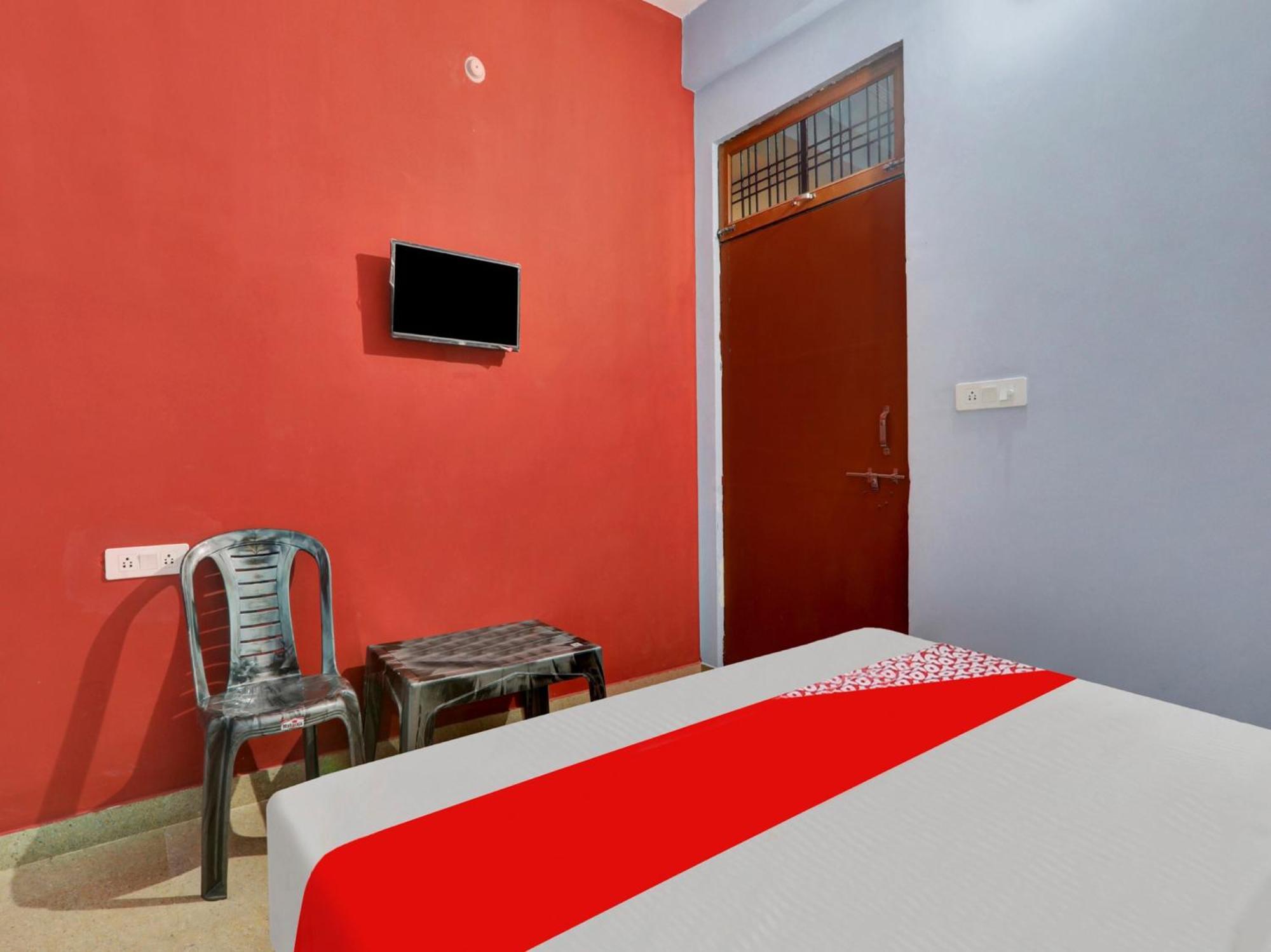 Hotel O Aradhya Galaxy Bhauli Екстер'єр фото