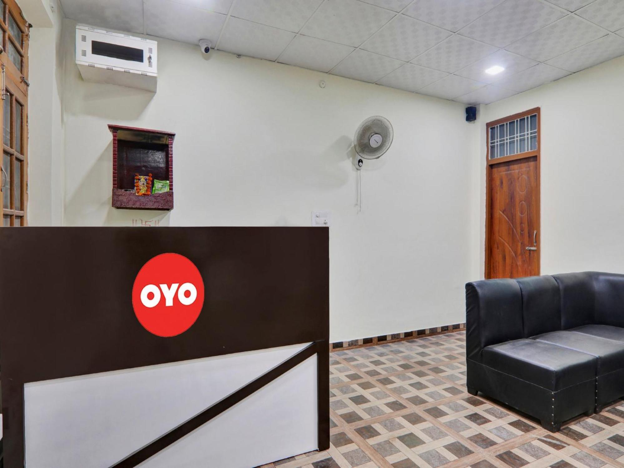Hotel O Aradhya Galaxy Bhauli Екстер'єр фото